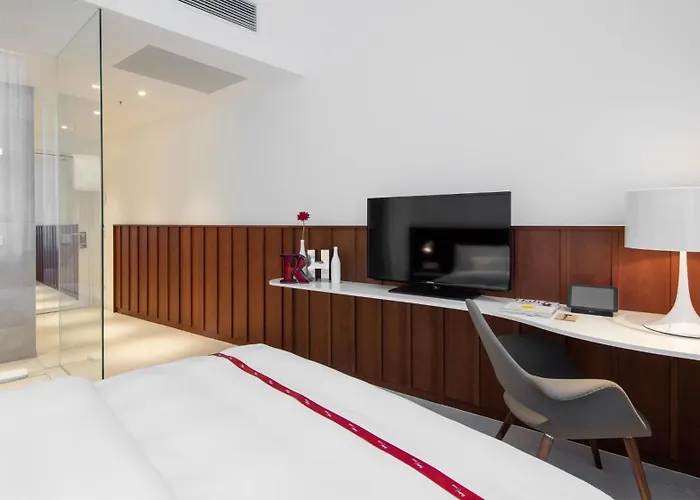 Ruby Marie Vienna By Ihg